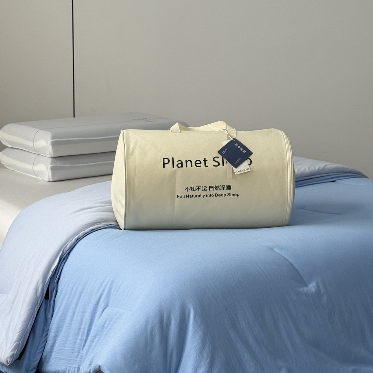 91家纺网 家纺一手货源 找家纺 纯优家纺 2025新款亚朵同款四季控温被pro2.0 字母被子被芯 清澄蓝