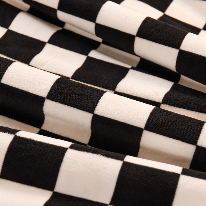 91家纺网 家纺一手货源 找家纺 印季家纺 2025新款三层夹棉印花牛奶绒毛毯毯子 棋盘格-黑-羊羔绒