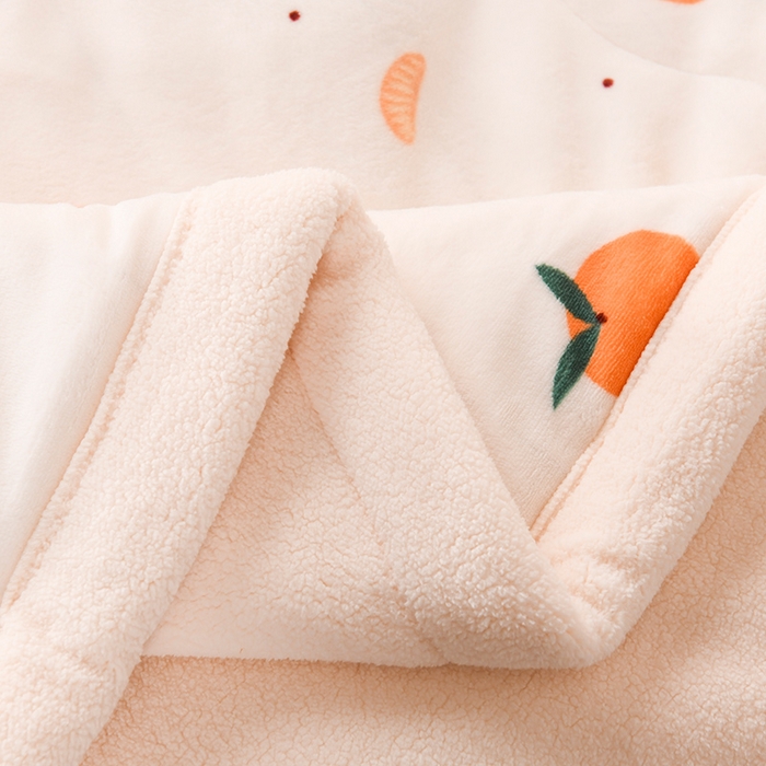 91家纺网 家纺一手货源 找家纺 印季家纺 2025新款三层夹棉印花牛奶绒毛毯毯子 甜橙-羊羔绒