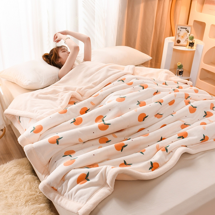 91家纺网 家纺一手货源 找家纺 印季家纺 2025新款三层夹棉印花牛奶绒毛毯毯子 甜橙-羊羔绒