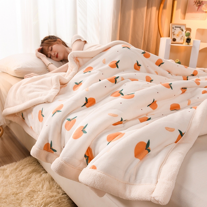 91家纺网 家纺一手货源 找家纺 印季家纺 2025新款三层夹棉印花牛奶绒毛毯毯子 甜橙-羊羔绒