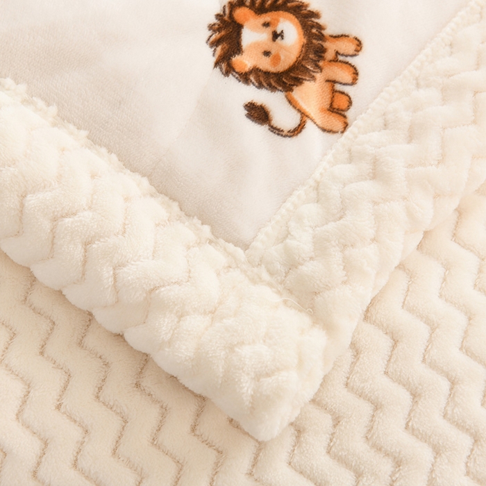 91家纺网 家纺一手货源 找家纺 印季家纺 2025新款三层夹棉印花牛奶绒毛毯毯子 小动物