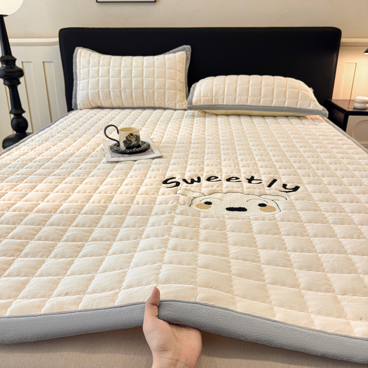 颜选 2025新款高克重牛奶绒夹棉床垫-小白系列 米白-小白