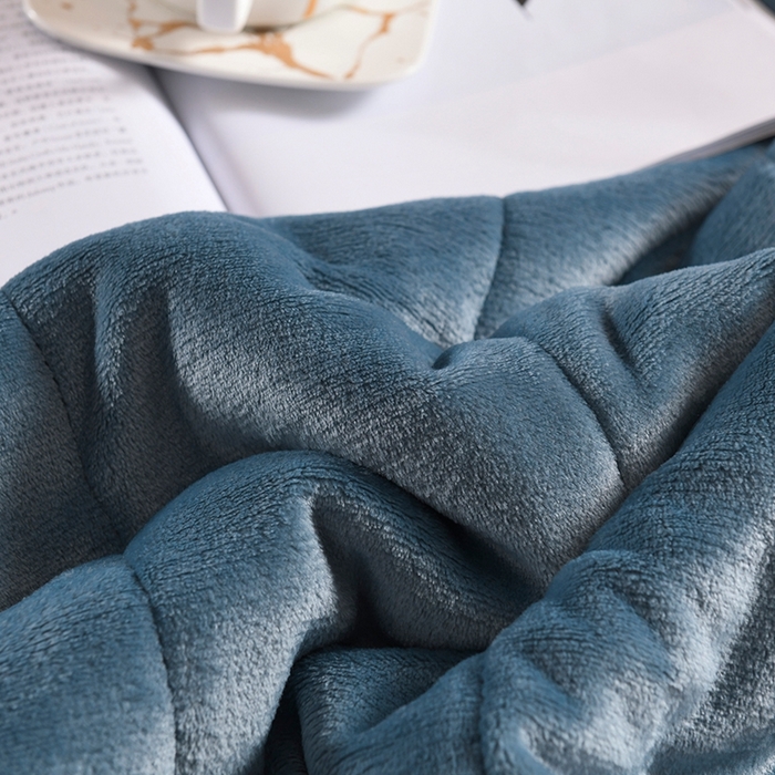 91家纺网 家纺一手货源 找家纺 印季家纺 2025秋冬新款三层夹棉加厚复合羊羔绒毛毯毯子多功能盖毯 蓝灰+白