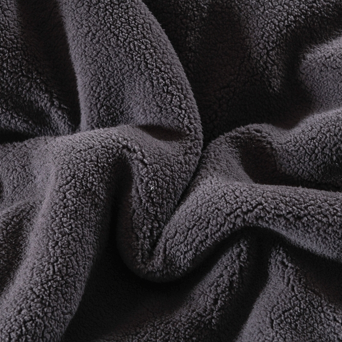 91家纺网 家纺一手货源 找家纺 印季家纺 2025秋冬新款三层夹棉加厚复合羊羔绒毛毯毯子多功能盖毯 粉+灰