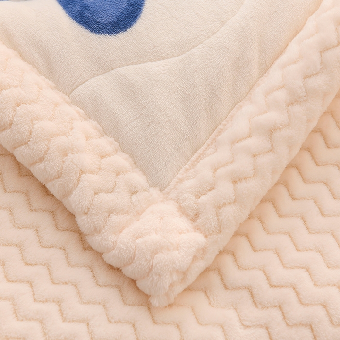 91家纺网 家纺一手货源 找家纺 印季家纺 2025新款三层夹棉印花牛奶绒毛毯毯子 星黛兔