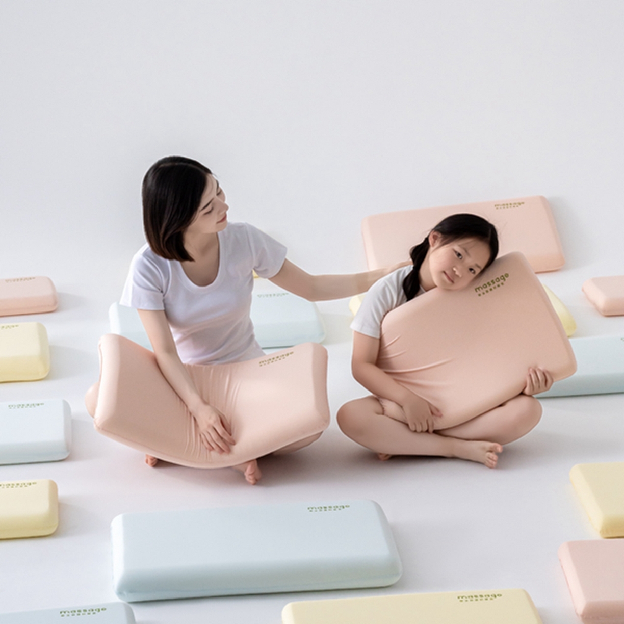 91家纺网 家纺一手货源 找家纺 （总）北鸣有鱼枕芯馆 2025新款Massage马莎鸡记忆棉亲子枕枕头枕芯-风格一