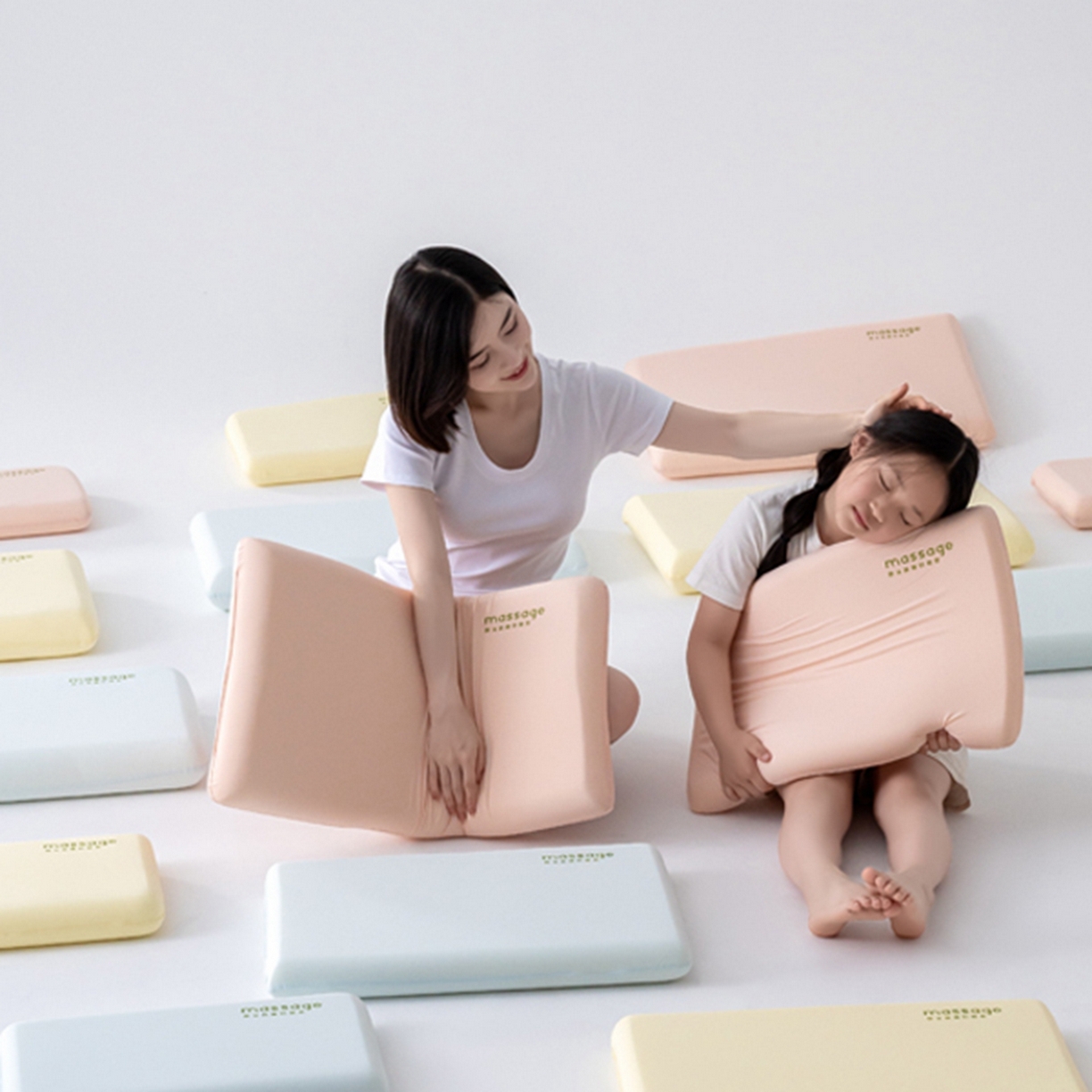 91家纺网 家纺一手货源 找家纺 北鸣有鱼枕芯馆 2025新款Massage马莎鸡记忆棉亲子枕枕头枕芯-风格一 组合图仅做展示不可下单