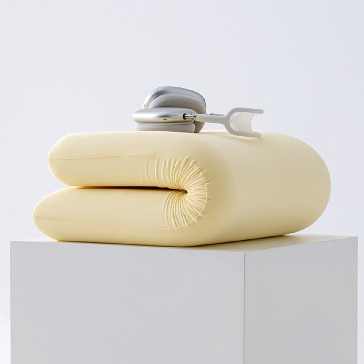 91家纺网 家纺一手货源 找家纺 北鸣有鱼枕芯馆 2025新款Massage马莎鸡记忆棉亲子枕枕头枕芯-风格一 38*58*6cm黄色