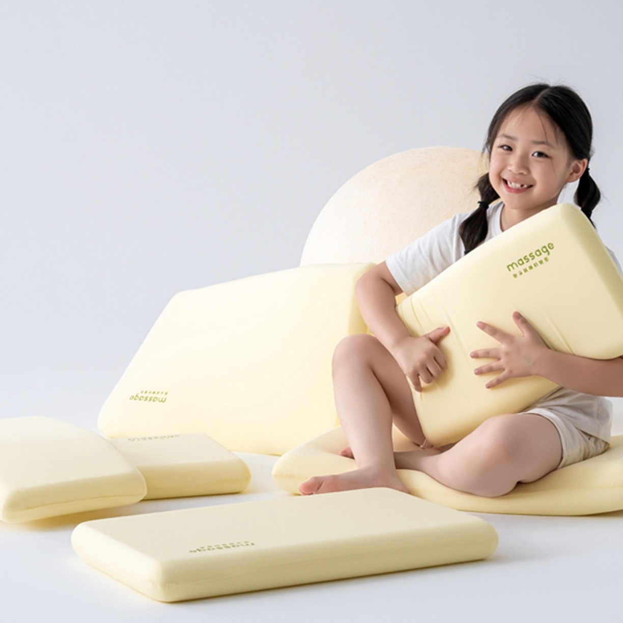 91家纺网 家纺一手货源 找家纺 北鸣有鱼枕芯馆 2025新款Massage马莎鸡记忆棉亲子枕枕头枕芯-风格一 42*70*8cm黄色