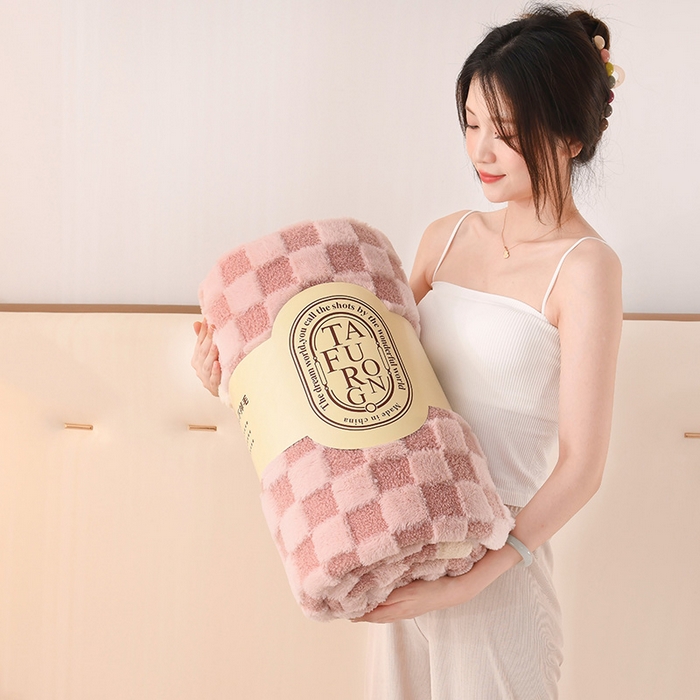 91家纺网 家纺一手货源 找家纺 （总）印季家纺 2025新款泰迪绒兔毛绒格子毛毯毯子