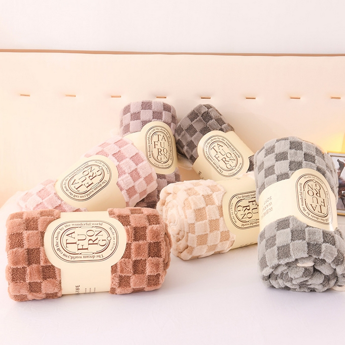 91家纺网 家纺一手货源 找家纺 印季家纺 2025新款泰迪绒兔毛绒格子毛毯毯子 豆沙