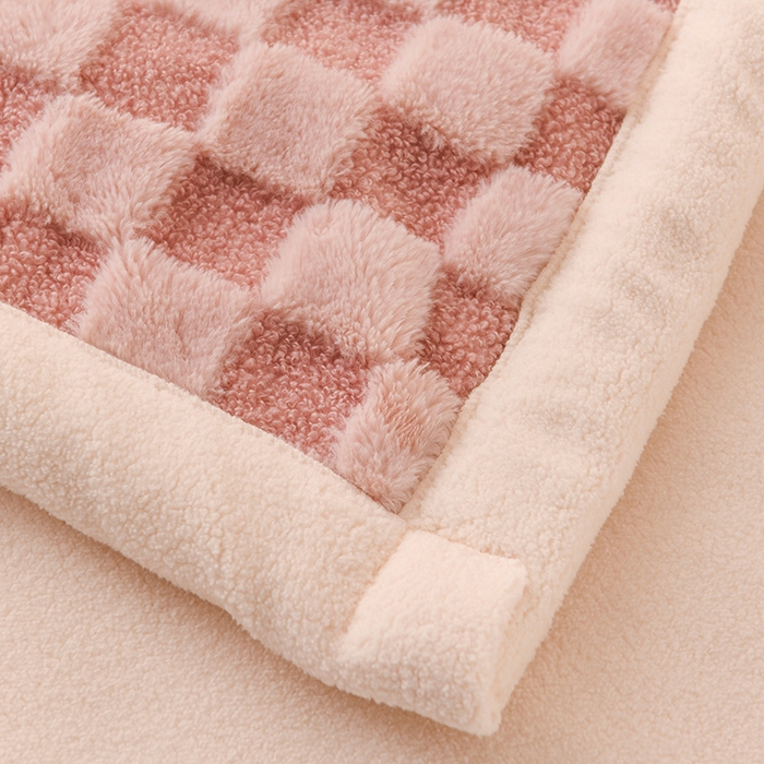 91家纺网 家纺一手货源 找家纺 印季家纺 2025新款泰迪绒兔毛绒格子毛毯毯子 豆沙