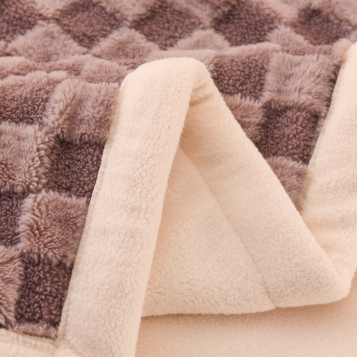 91家纺网 家纺一手货源 找家纺 印季家纺 2025新款泰迪绒兔毛绒格子毛毯毯子 浅紫