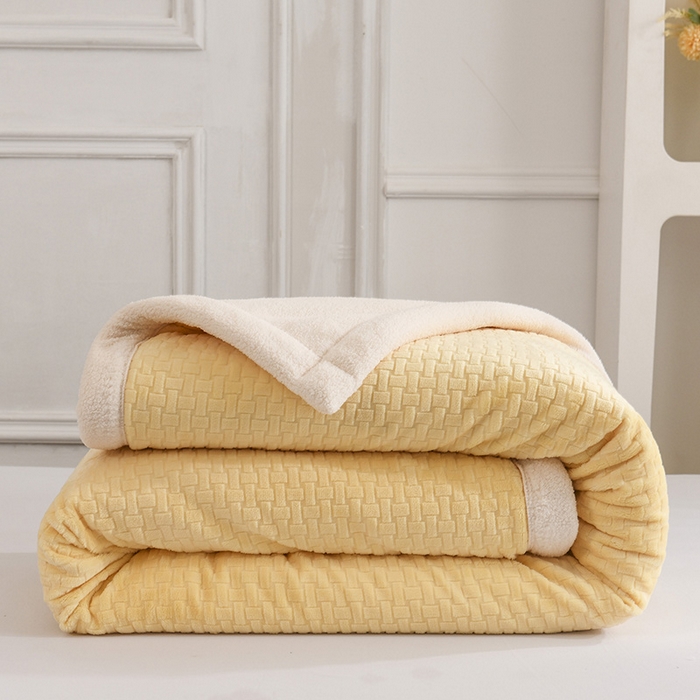 91家纺网 家纺一手货源 找家纺 （总）印季家纺 2025秋冬新款三层夹棉-蝴蝶扣毛毯毯子多功能盖毯