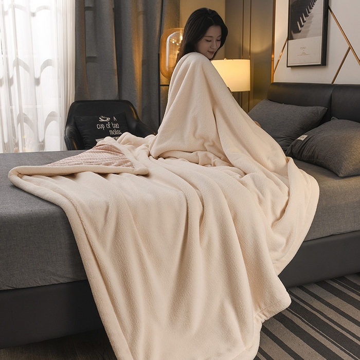 91家纺网 家纺一手货源 找家纺 印季家纺 2025秋冬新款三层夹棉-蝴蝶扣毛毯毯子多功能盖毯 蝴蝶扣-豆沙