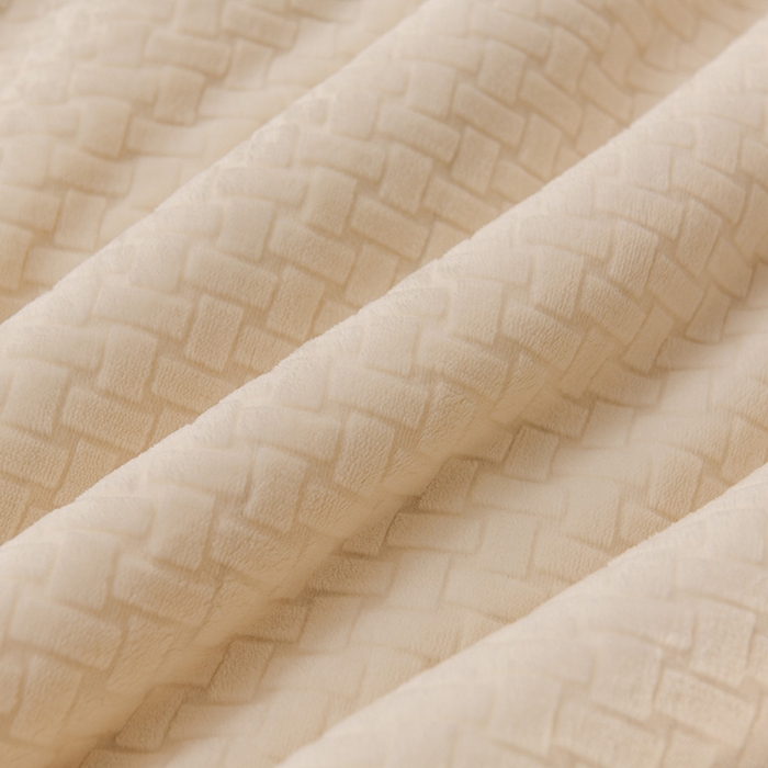 91家纺网 家纺一手货源 找家纺 印季家纺 2025秋冬新款三层夹棉-蝴蝶扣毛毯毯子多功能盖毯 蝴蝶扣-米白