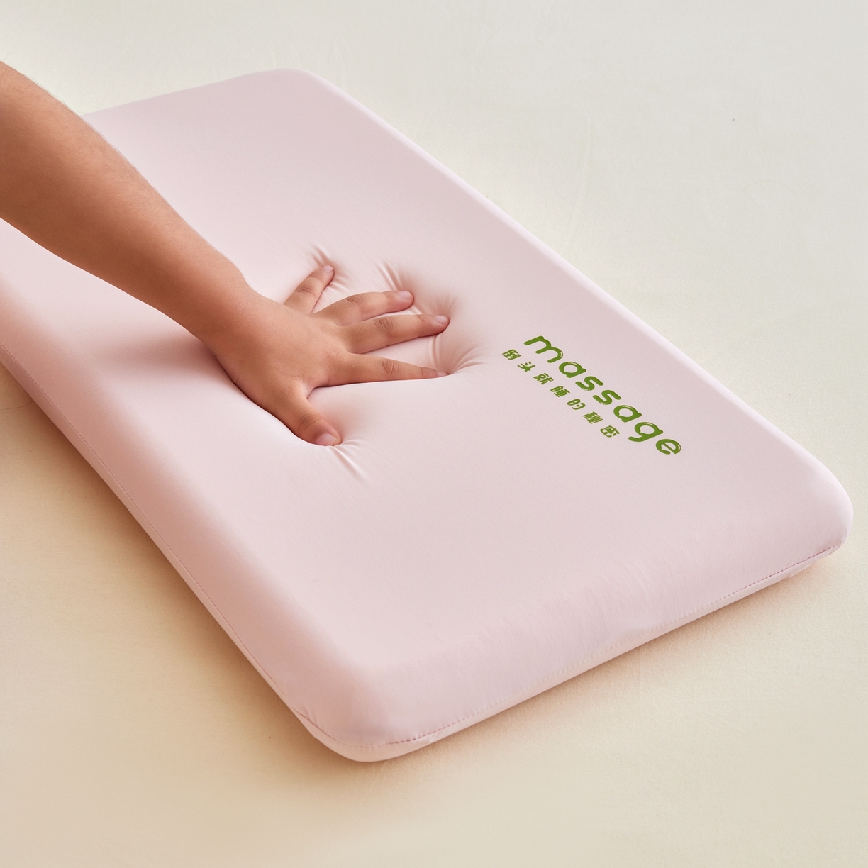 91家纺网 家纺一手货源 找家纺 北鸣有鱼枕芯馆 2025新款Massage马莎鸡记忆棉亲子枕枕头枕芯-风格二 38*58*6cm粉色