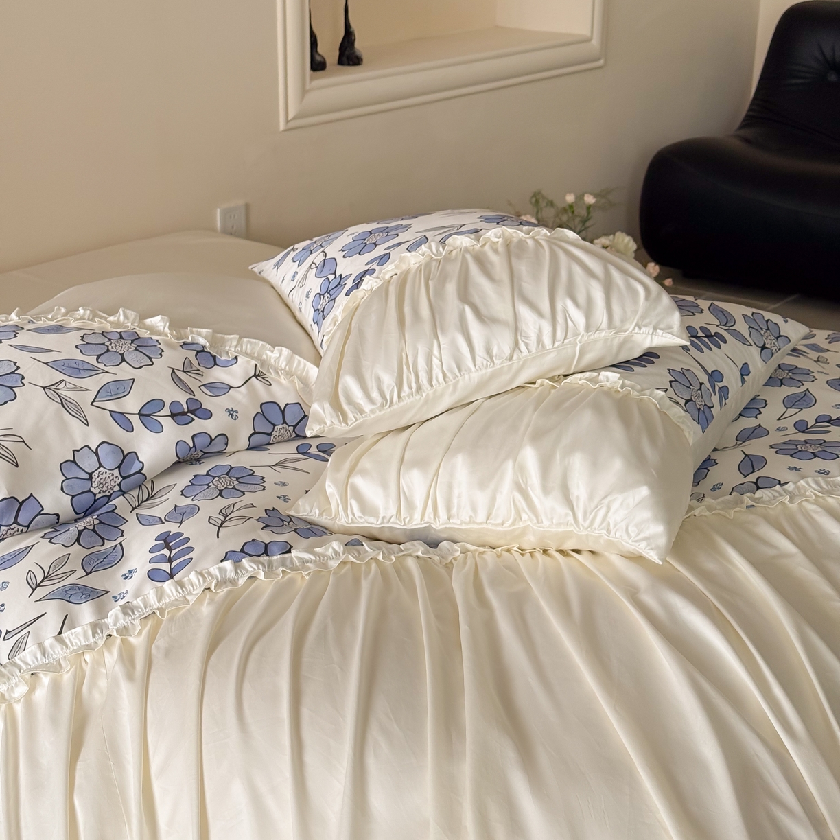 91家纺网 家纺一手货源 找家纺 （总）121 2025新款100支长绒棉贡缎数码印花四件套-蓝芷映月【提供买家秀】 【会员-20】 平台控价券后不得低于368/388元