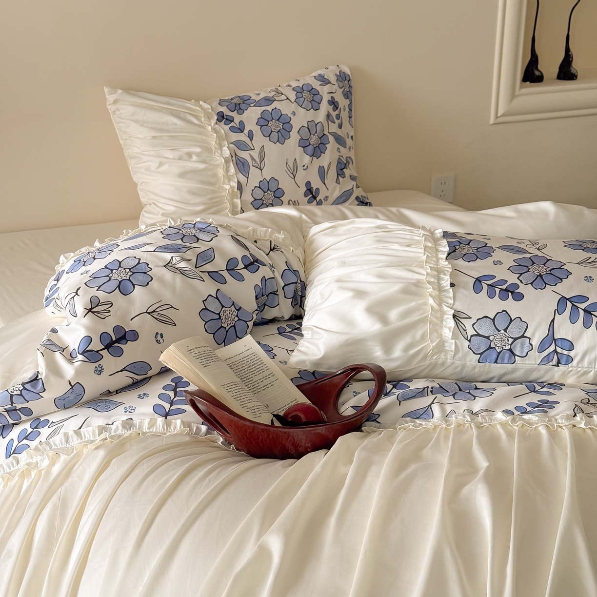 91家纺网 家纺一手货源 找家纺 （总）121 2025新款100支长绒棉贡缎数码印花四件套-蓝芷映月【提供买家秀】 【会员-20】 平台控价券后不得低于368/388元