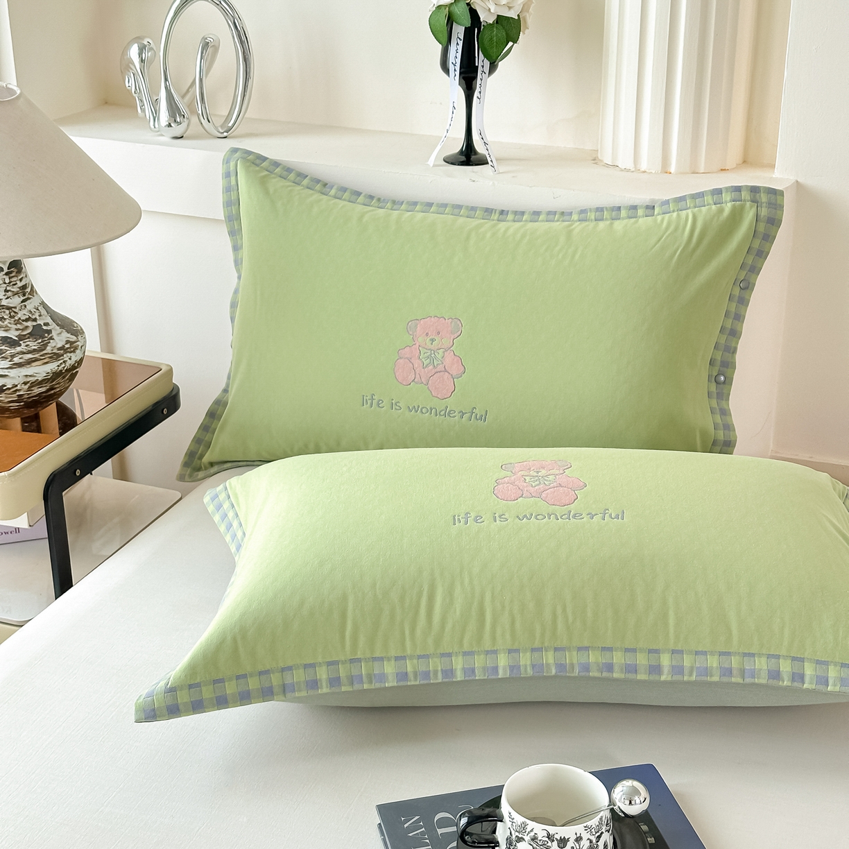 91家纺网 家纺一手货源 找家纺 沐瑟家纺 2025新款欧尚枕套单品枕套枕套单件 格子小熊-绿色