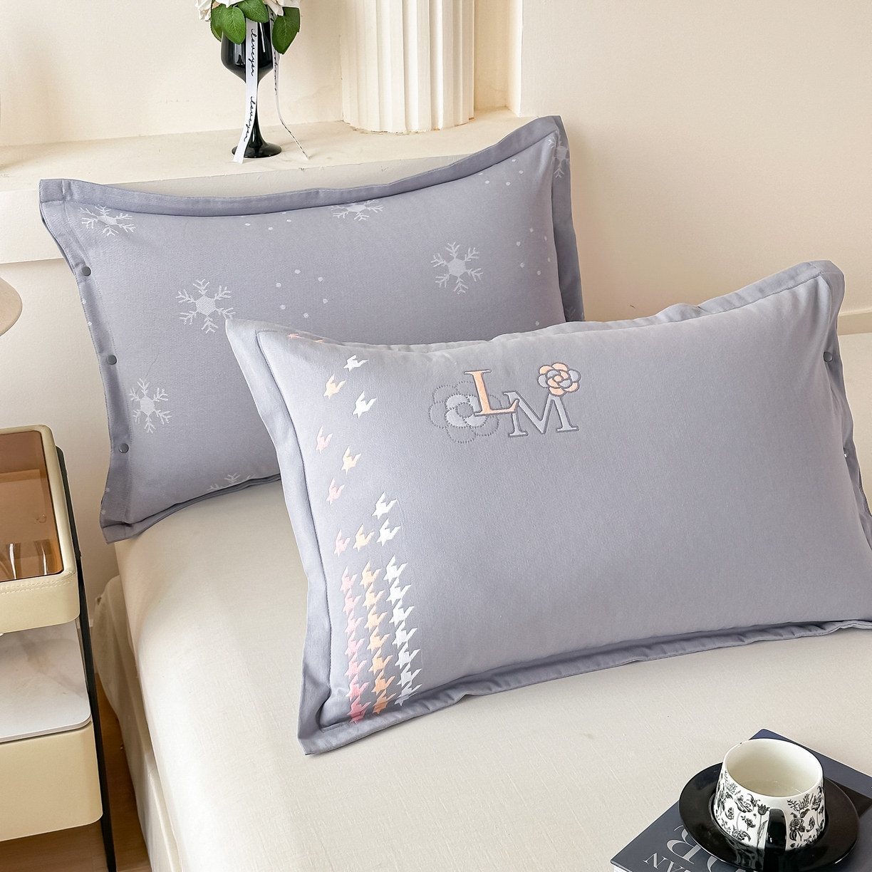 91家纺网 家纺一手货源 找家纺 沐瑟家纺 2025新款欧尚枕套单品枕套枕套单件 浪漫-灰绿色