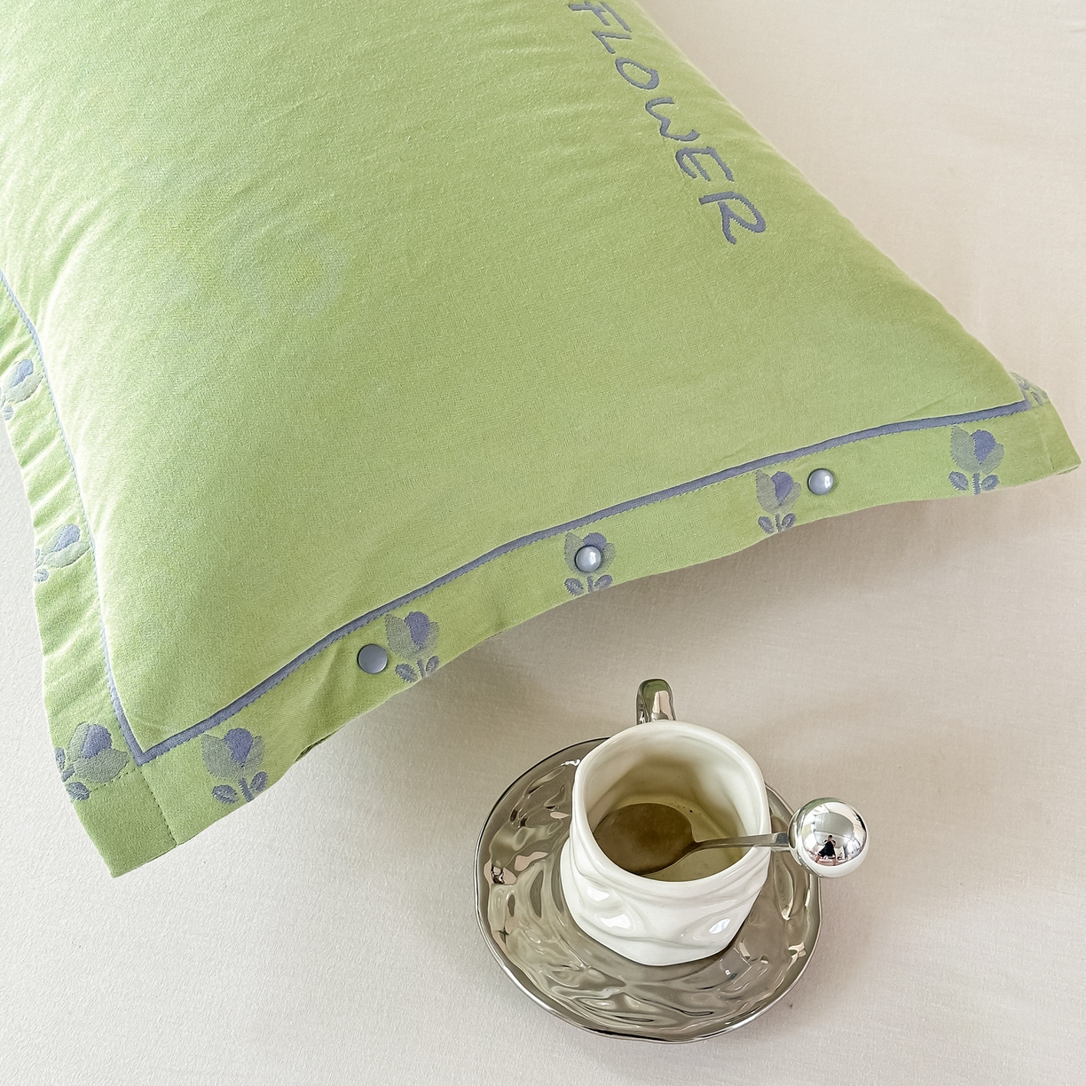 91家纺网 家纺一手货源 找家纺 沐瑟家纺 2025新款欧尚枕套单品枕套枕套单件 小小花-绿色