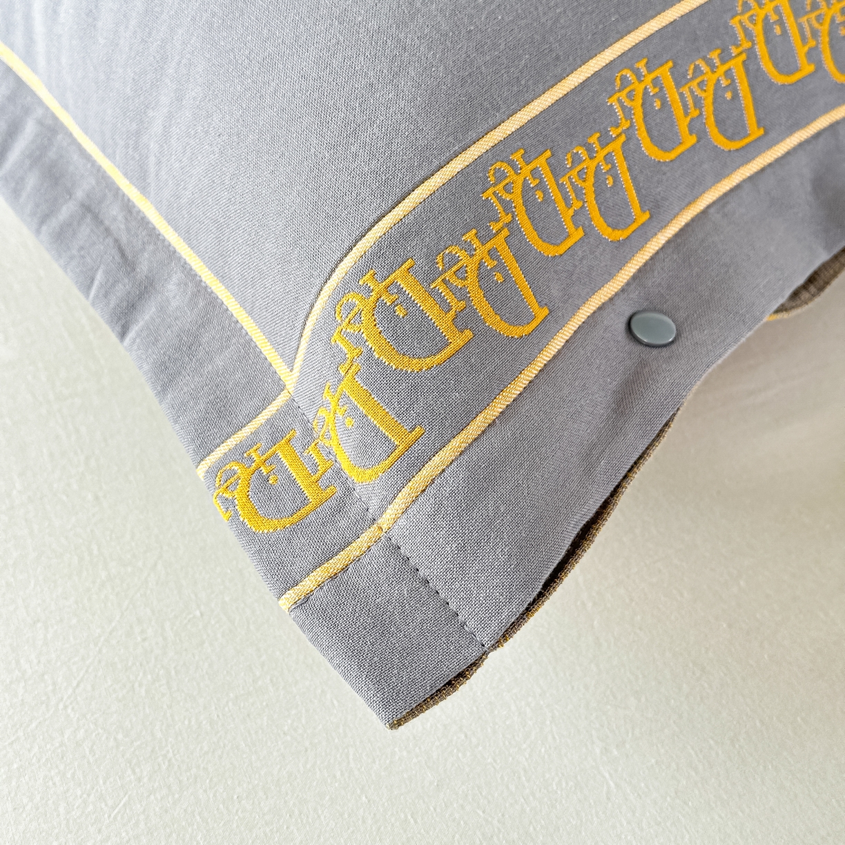 91家纺网 家纺一手货源 找家纺 沐瑟家纺 2025新款欧尚枕套单品枕套枕套单件 花迪-深灰