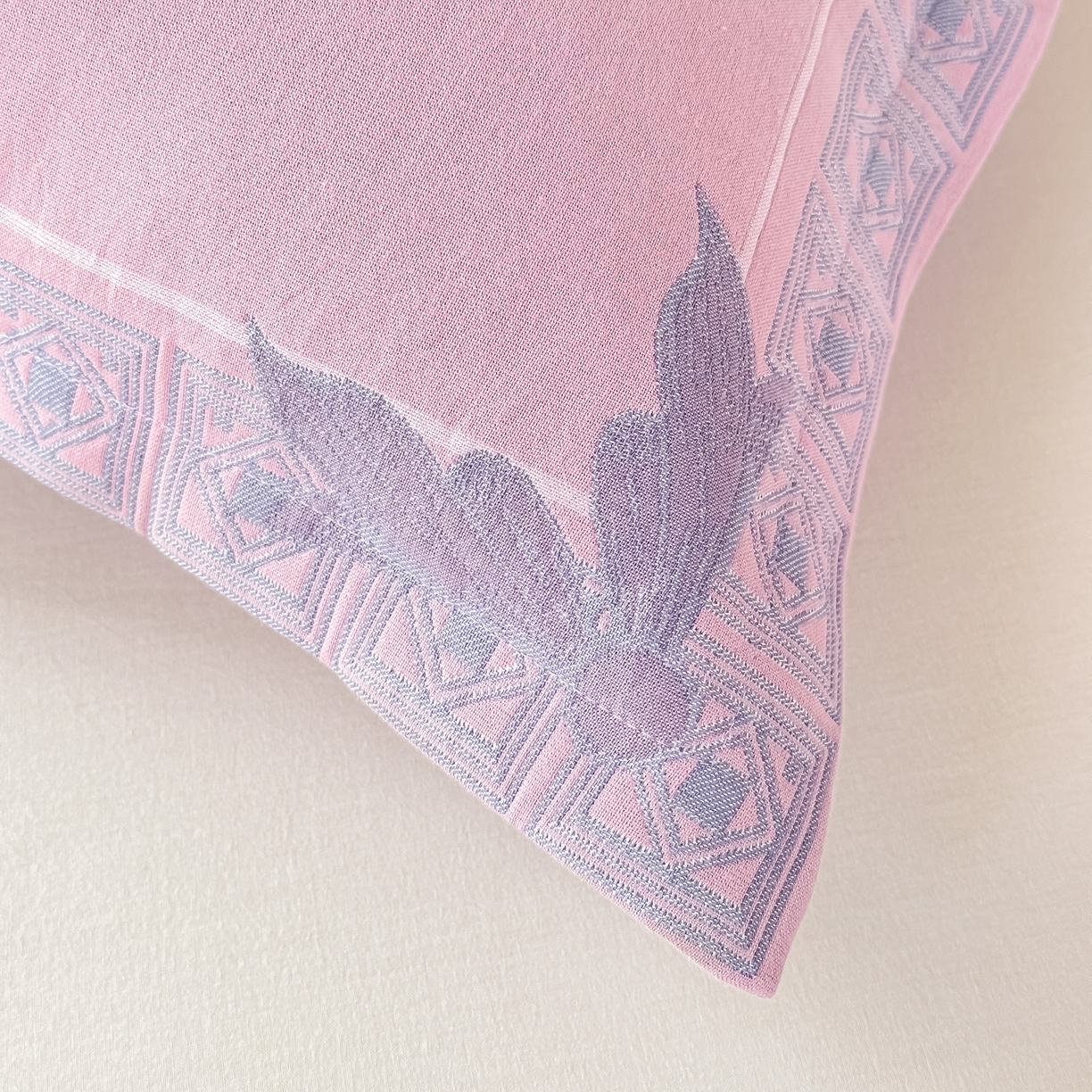 91家纺网 家纺一手货源 找家纺 沐瑟家纺 2025新款欧尚枕套单品枕套枕套单件 玫芳-紫粉色