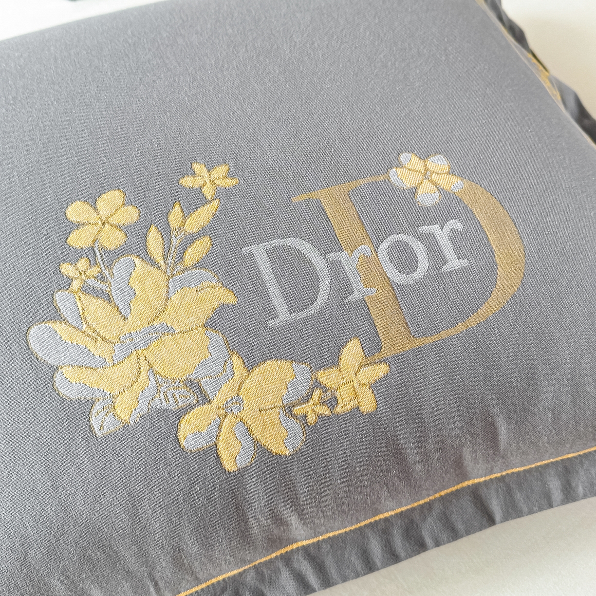 91家纺网 家纺一手货源 找家纺 沐瑟家纺 2025新款欧尚枕套单品枕套枕套单件 花迪-深灰