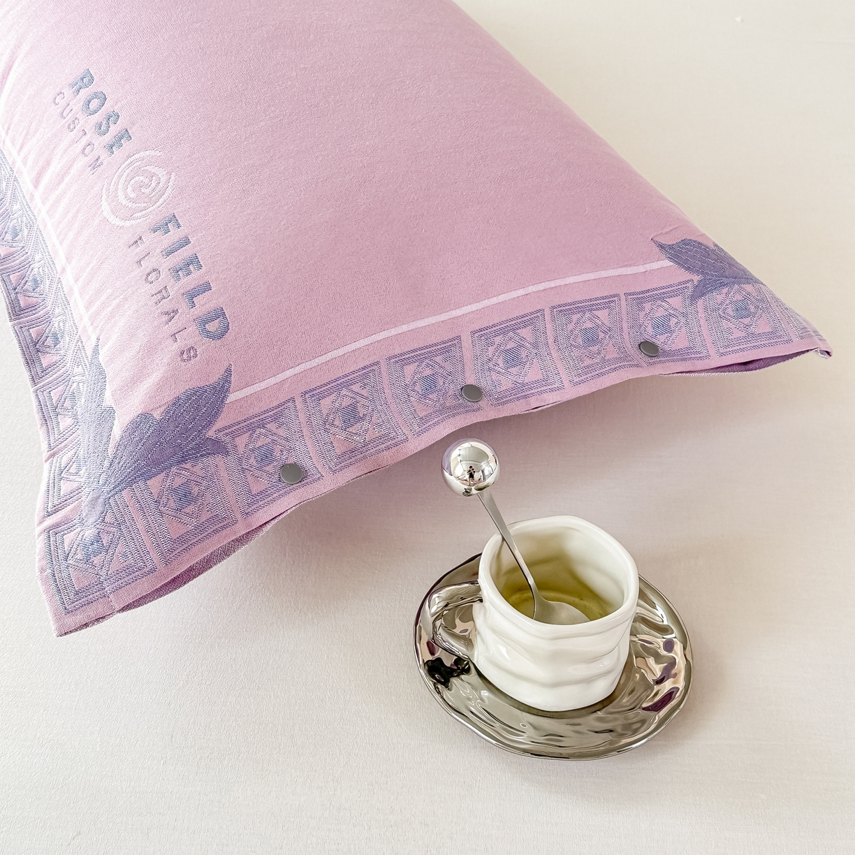 91家纺网 家纺一手货源 找家纺 沐瑟家纺 2025新款欧尚枕套单品枕套枕套单件 玫芳-紫粉色