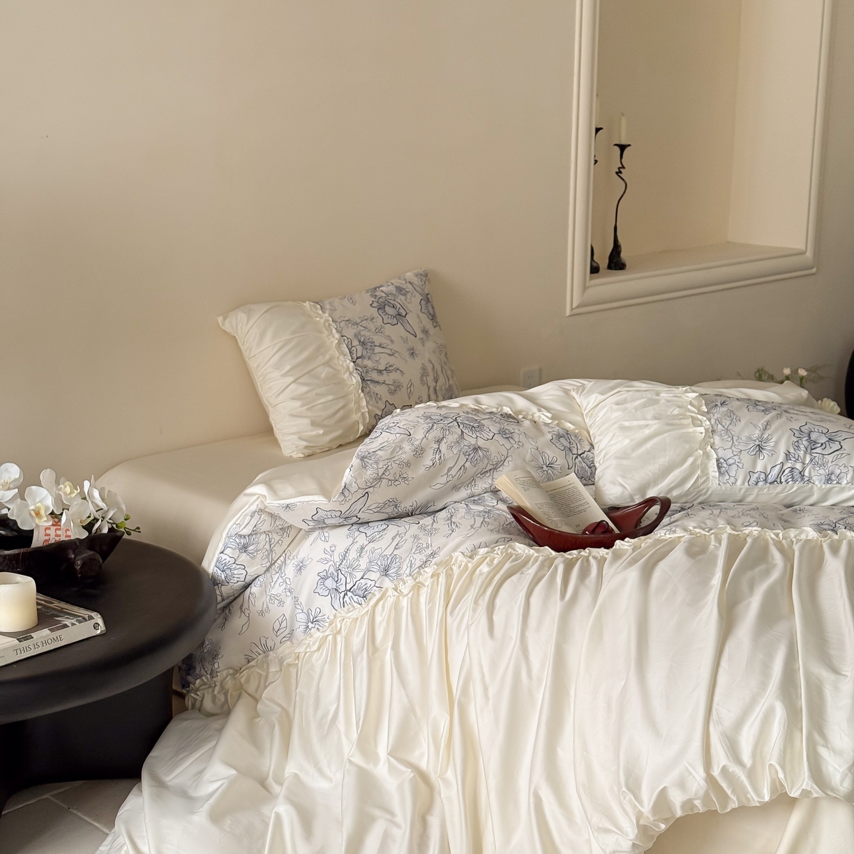 91家纺网 家纺一手货源 找家纺 （总）121 2025新款100支长绒棉贡缎数码印花四件套-蓝韵幽梦【会员-20】 平台控价券后不得低于368/388元