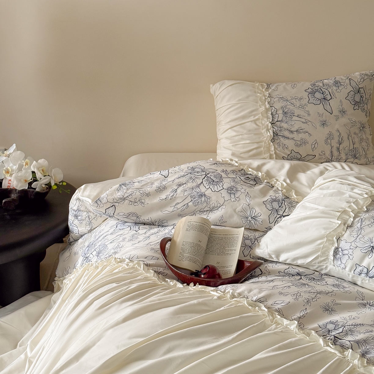 91家纺网 家纺一手货源 找家纺 （总）121 2025新款100支长绒棉贡缎数码印花四件套-蓝韵幽梦【会员-20】 平台控价券后不得低于368/388元