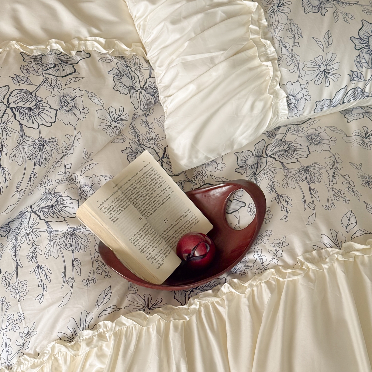 91家纺网 家纺一手货源 找家纺 （总）121 2025新款100支长绒棉贡缎数码印花四件套-蓝韵幽梦【会员-20】 平台控价券后不得低于368/388元