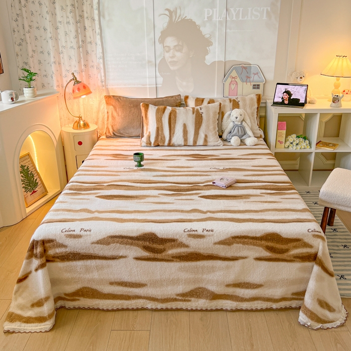 91家纺网 家纺一手货源 找家纺 （总）妖妖家纺 2025新款高克重兔毛花边印花单床单 床单单件