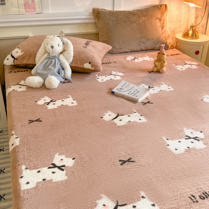 91家纺网 家纺一手货源 找家纺 妖妖家纺 2025新款高克重兔毛花边印花单床单 床单单件 斑点狗