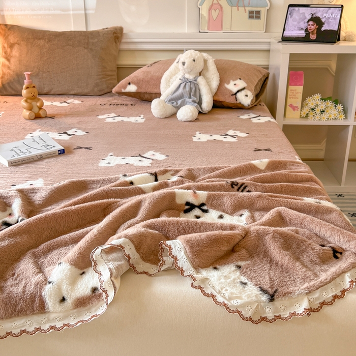 91家纺网 家纺一手货源 找家纺 妖妖家纺 2025新款高克重兔毛花边印花单床单 床单单件 斑点狗