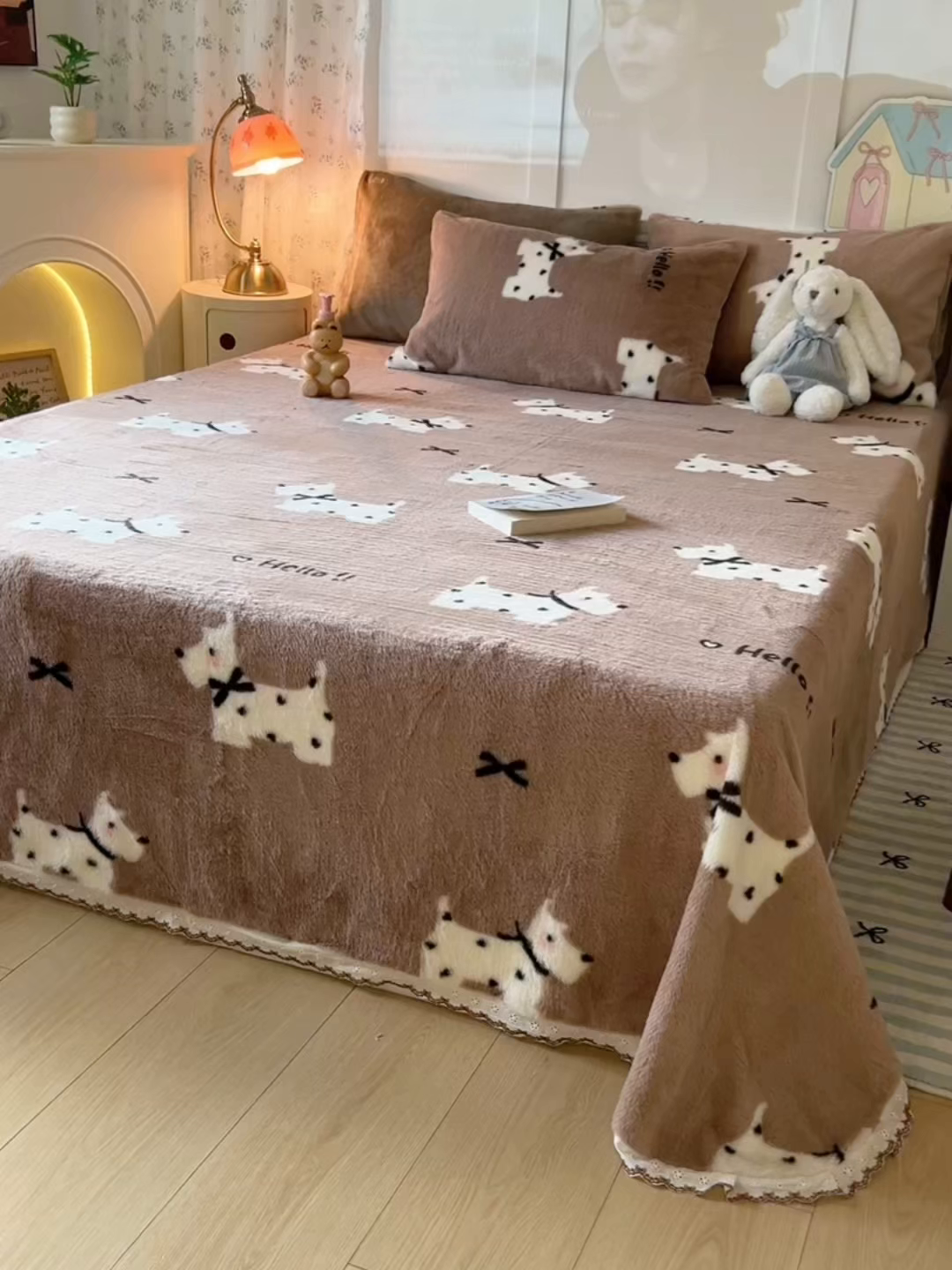 91家纺网 家纺一手货源 找家纺 妖妖家纺 2025新款高克重兔毛花边印花单床单 床单单件 斑点狗