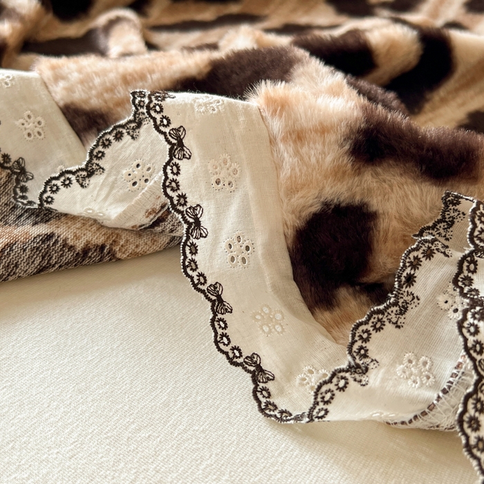 91家纺网 家纺一手货源 找家纺 妖妖家纺 2025新款高克重兔毛花边印花单床单 床单单件 豹纹