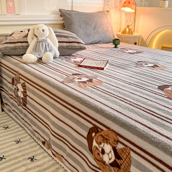 91家纺网 家纺一手货源 找家纺 妖妖家纺 2025新款高克重兔毛花边印花单床单 床单单件 博士狗