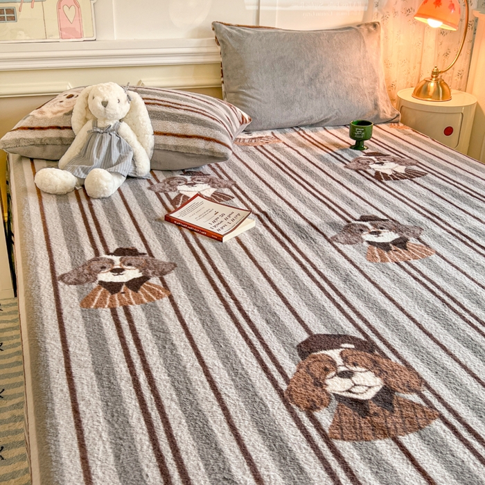 91家纺网 家纺一手货源 找家纺 妖妖家纺 2025新款高克重兔毛花边印花单床单 床单单件 博士狗