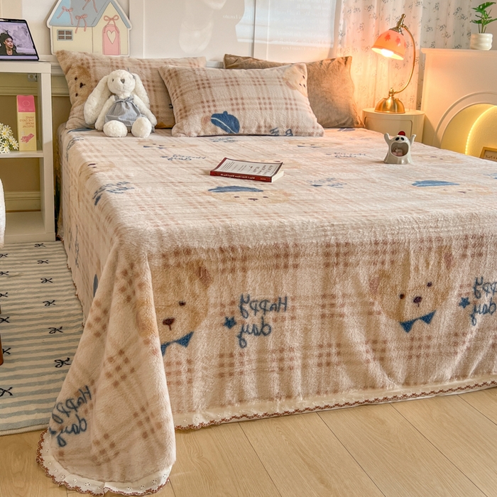 91家纺网 家纺一手货源 找家纺 妖妖家纺 2025新款高克重兔毛花边印花单床单 床单单件 开心熊