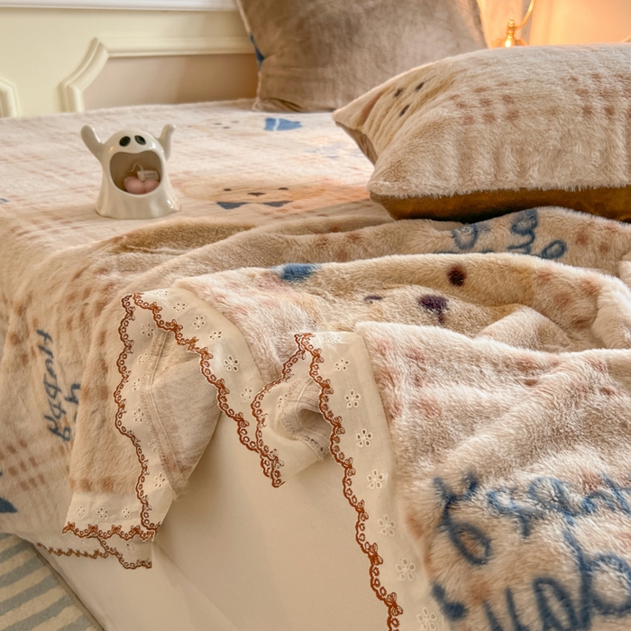 91家纺网 家纺一手货源 找家纺 妖妖家纺 2025新款高克重兔毛花边印花单床单 床单单件 开心熊