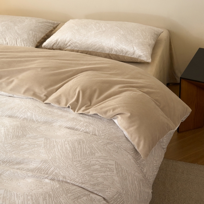 91家纺网 家纺一手货源 找家纺 （总）ONE TWO ONE 121 2025秋冬新款牛奶绒 德芙绒宝宝绒 婴儿绒短毛绒四件套床单被套-盛仕顿系列【未来大爆款】【提供买家秀】  会员-10    控价 标准258  加大278