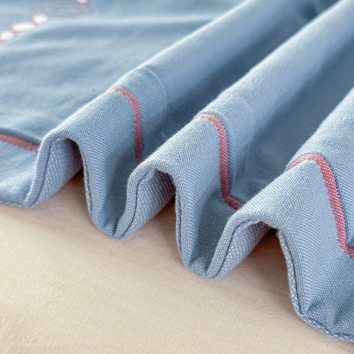 91家纺网 家纺一手货源 找家纺 沐瑟家纺 2025新款怡家枕套单品枕套枕套单件 花典-蓝灰色