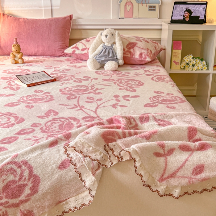 91家纺网 家纺一手货源 找家纺 妖妖家纺 2025新款高克重兔毛花边印花单床单 床单单件 枝繁叶茂