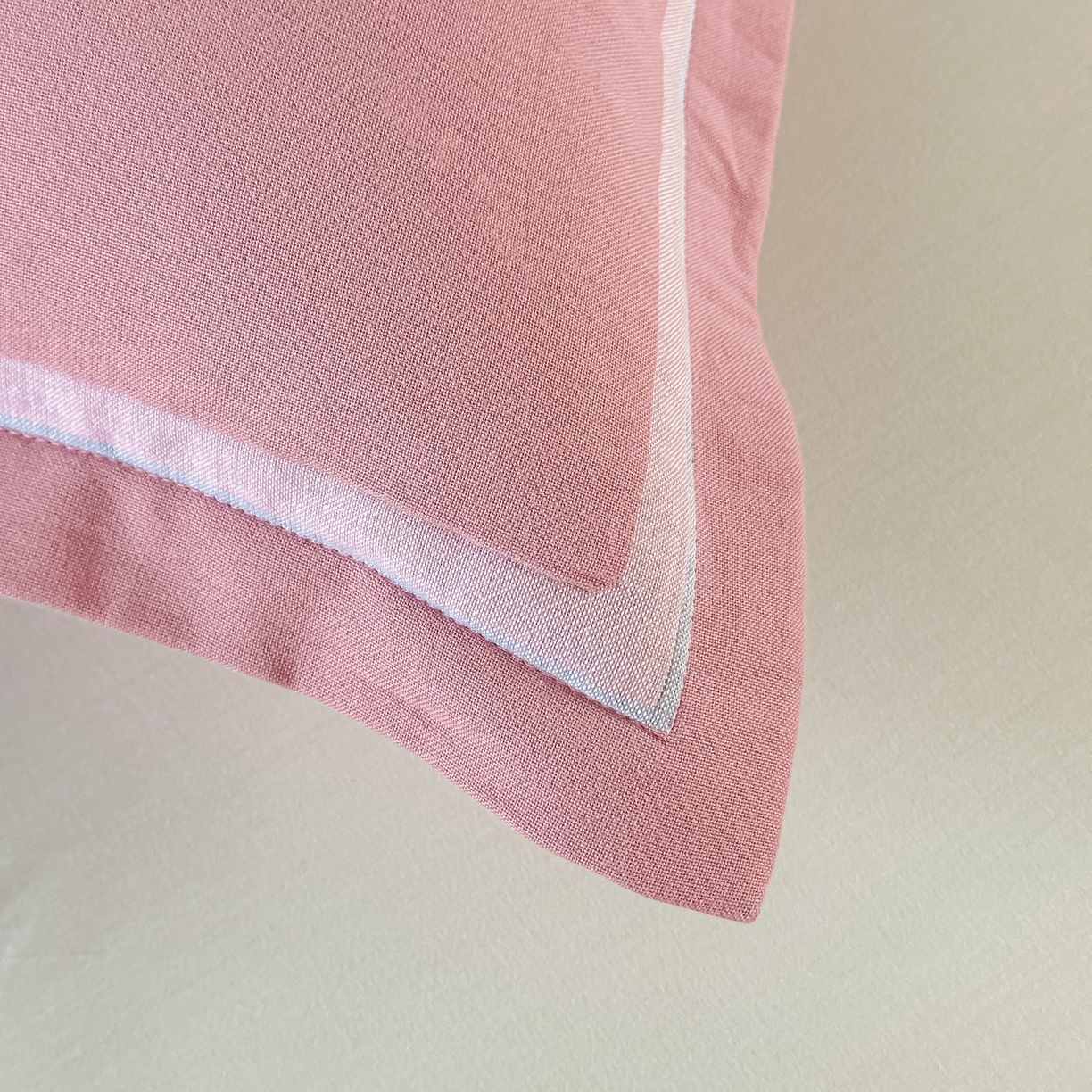 91家纺网 家纺一手货源 找家纺 沐瑟家纺 2025新款怡家枕套单品枕套枕套单件 花岁-粉色