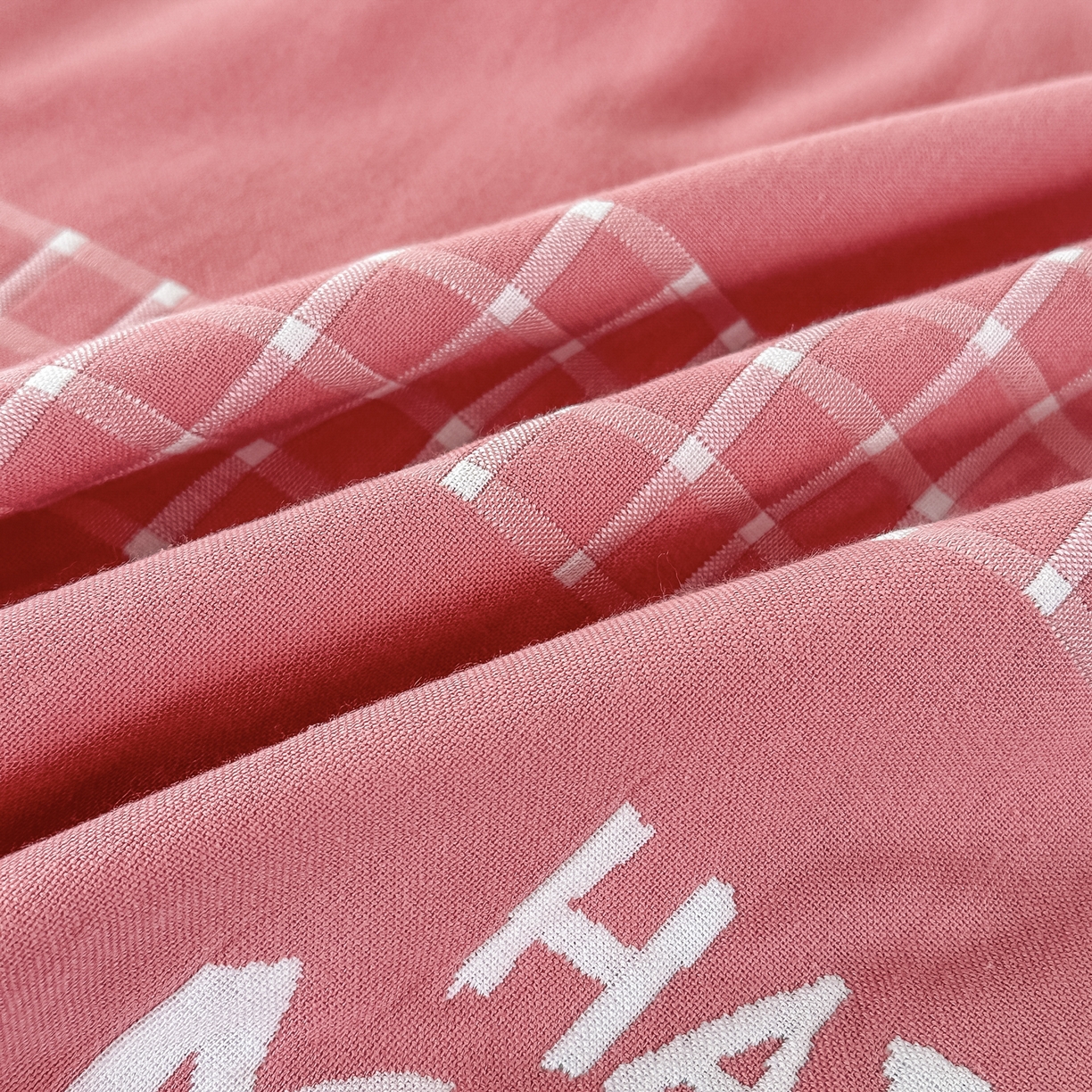 91家纺网 家纺一手货源 找家纺 沐瑟家纺 2025新款怡家枕套单品枕套枕套单件 笑脸-红豆沙