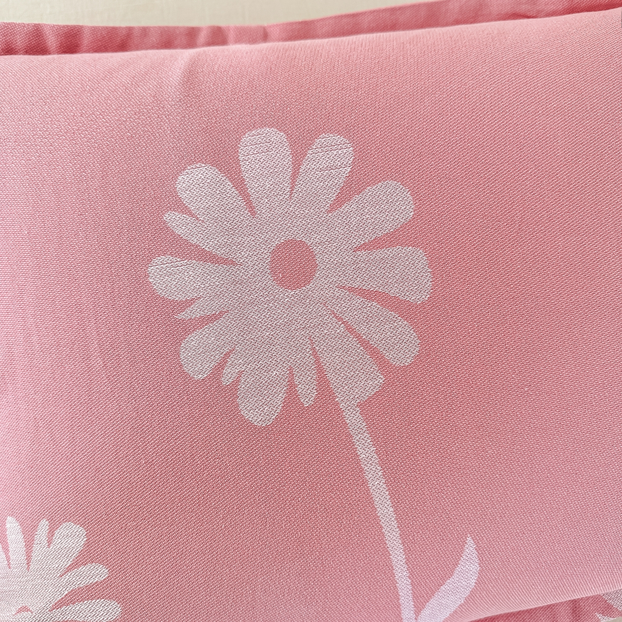 91家纺网 家纺一手货源 找家纺 沐瑟家纺 2025新款怡家枕套单品枕套枕套单件 笑脸-红豆沙