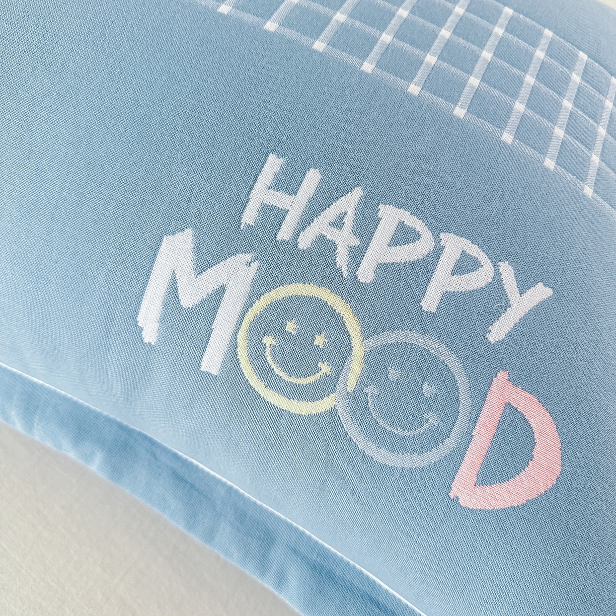 91家纺网 家纺一手货源 找家纺 沐瑟家纺 2025新款怡家枕套单品枕套枕套单件 笑脸-蓝灰色